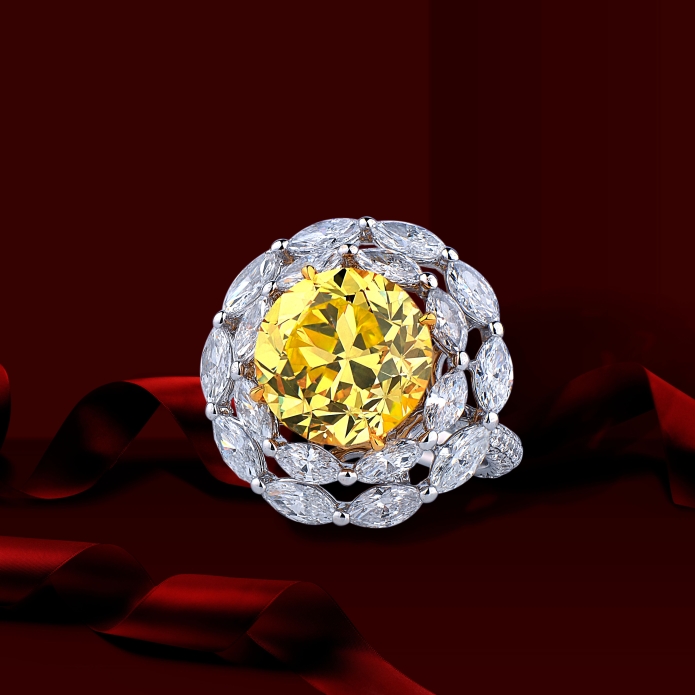 תכשיטי יהלומים צהובים