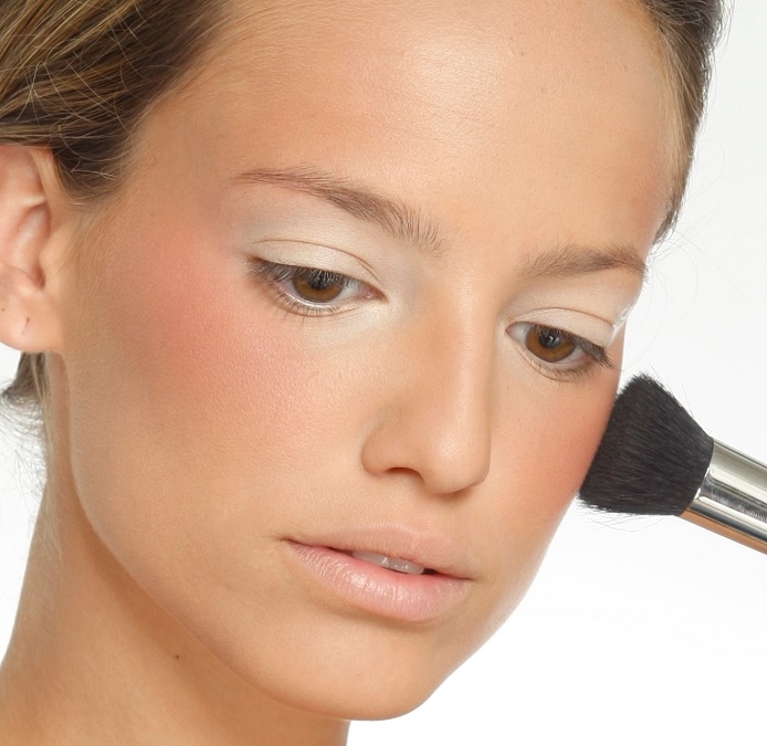 כיצד "לבנות" עצם לחי? (צילום:אבי משולם)