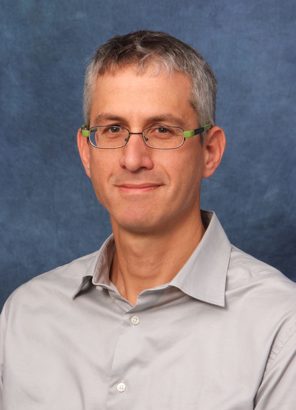 אילן טבת סמנכ״ל שיווק ופיתוח עסקי בחברת רד. צילום: יח"צ