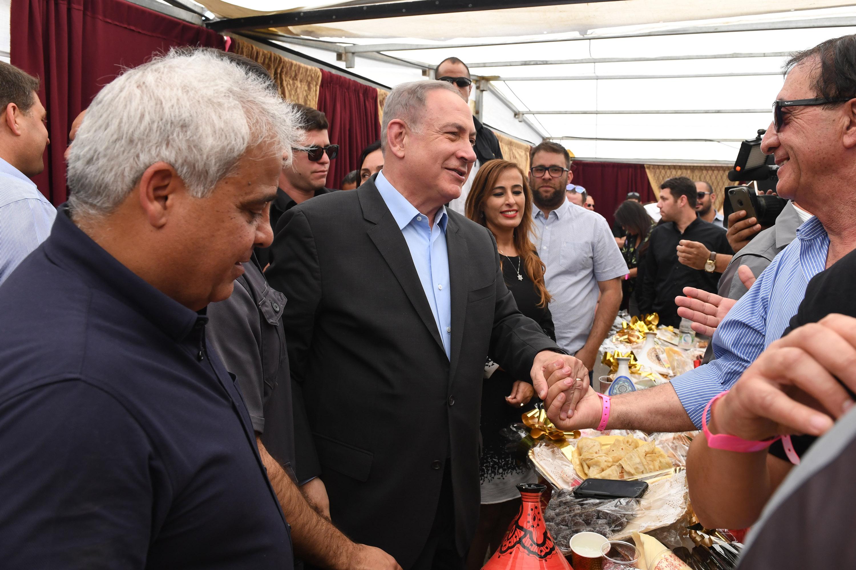 רה"מ נתניהו בדימונה, השתתף היום בחגיגות המימונה של ראש עיריית דימונה בני ביטון. צילום: קובי גדעון