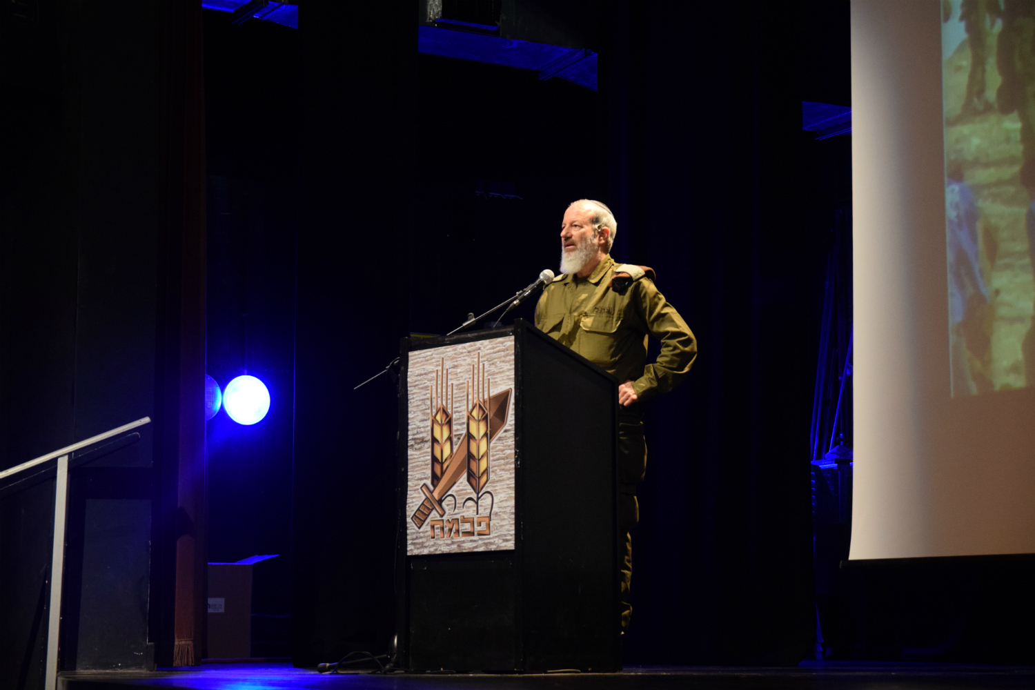 מזכ״ל תנועת המחנות העולים, אילן גזית: "הצבא הפך להיות צבא של שכבות חלשות שנאלצות להילחם או לצבא של אליטות צבאיות בעלות כוח חברתי מסוכן"