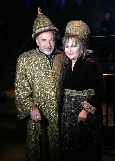 יו"ר ישראל ביתנו, ח"כ אביגדור ליברמן (מחופש הפעם לקיסר רוסי)