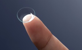 ההבדל בין סוגי עדשות מגע – איך לבחור את המתאימה ביותר קרדיט תמונה FREEPIK