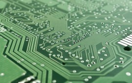 נשיא התאחדות התעשיינים: הנסיגות הנמשכות ביצוא הן איום ממשי על עתיד הצמיחה ורמת החיים בישראל" למרות הצמיחה, הירידה בענפי היי-טק נגזרה ברובה מנסיגה של כ- 28% ביצוא ענף הרכיבים האלקטרוניים