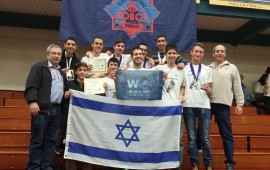 אלופי הרובוטיקה: תלמידים מישראל זכו באליפות רובוטיקה בארה''ב נבחרת הרובונר שייצגה את משגב בארה