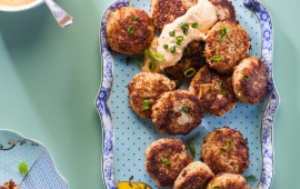 רשת טיב טעם מעניקה מתכון טעים ובלתי נסלח : לביבות כרובית וגבינות צילום: אפיק גבאי