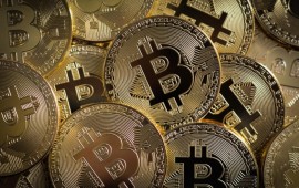 האם עלי להשקיע בביטקוין (BTC) והאם הוא בטוח?