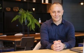 עו"ד דרור הראל - טיפול וליווי משפטי במכירה של עסק פעיל תמונה – אתר הבית דרור הראל harel-law.com