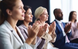 קורסים להעצמה אישית קרדיט לתמונות FREEPIK