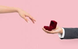 טבעות אירוסין עדינות קרדיט תמונה FREEPIK